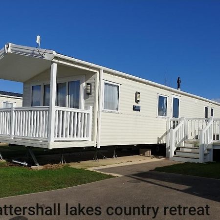 ドッグダイク Tattersall Lakes Country Retreatヴィラ エクステリア 写真