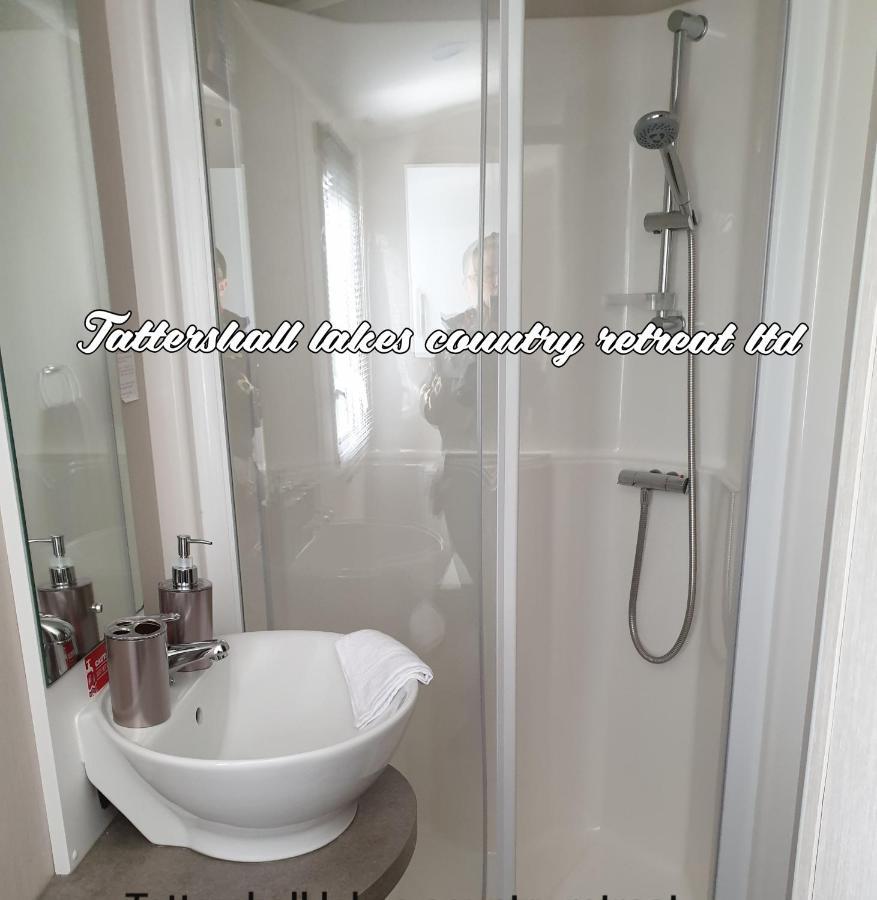 ドッグダイク Tattersall Lakes Country Retreatヴィラ エクステリア 写真