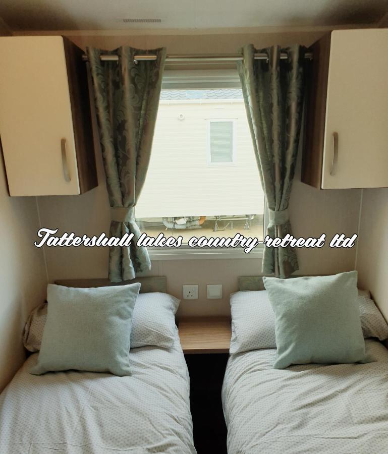 ドッグダイク Tattersall Lakes Country Retreatヴィラ エクステリア 写真